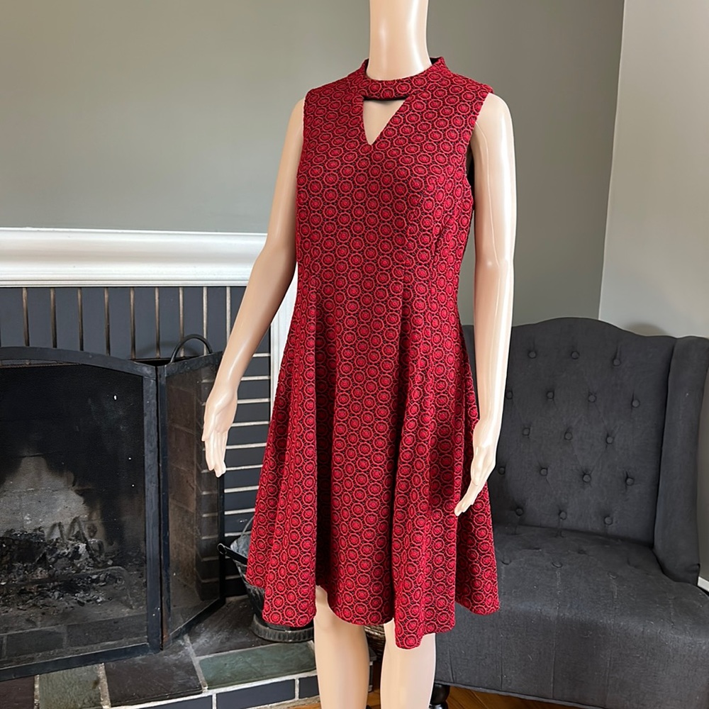 Lady in red!